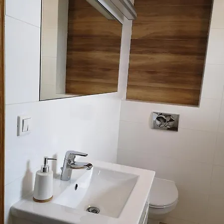 Homestay Nad Strumyczkiem - Goscinne - Z Przymrozeniem Oka Szczyrk