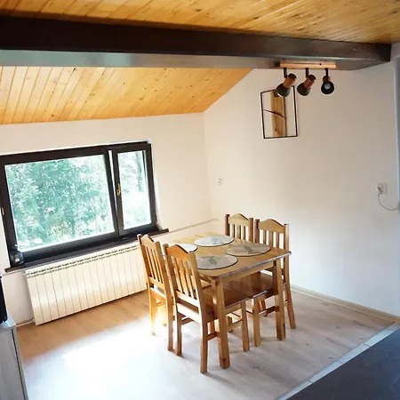 Nad Strumyczkiem - Goscinne - Z Przymrozeniem Oka Homestay