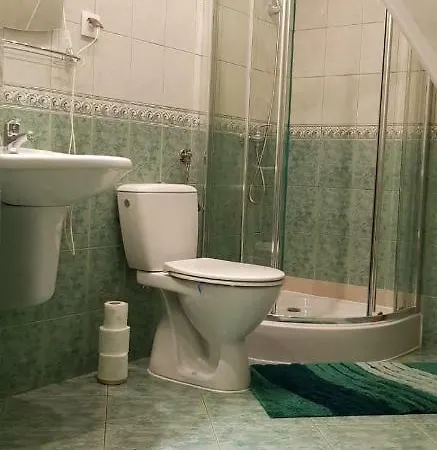 Nad Strumyczkiem - Goscinne - Z Przymrozeniem Oka Rum i privatbostad