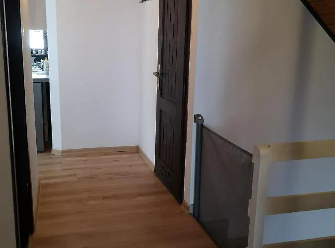 Nad Strumyczkiem - Goscinne - Z Przymrozeniem Oka בית אירוח שצ'צ'ירק