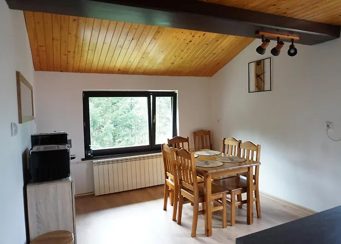 홈스테이 Nad Strumyczkiem - Goscinne - Z Przymrozeniem Oka *