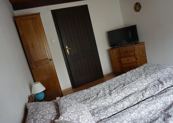 홈스테이 Nad Strumyczkiem - Goscinne - Z Przymrozeniem Oka 슈차이르크