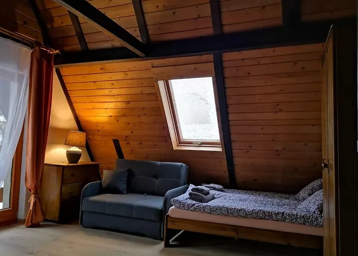 Nad Strumyczkiem - Goscinne - Z Przymrozeniem Oka *